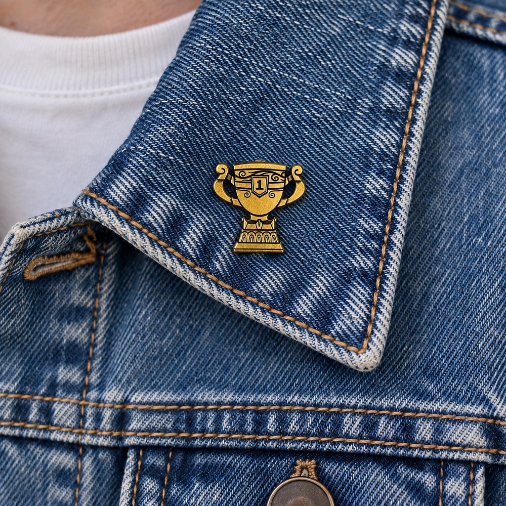 Loot Gaming Gold Trophy Collectible Enamel Pin 2020 Loot Crate Exclusive Gamer